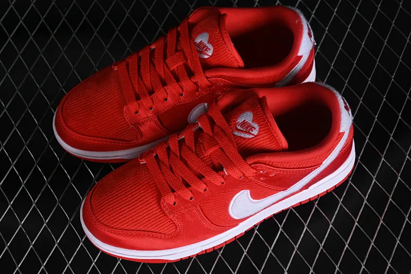 All categories Nk SB Dunk series Nk SB Dunk Low low-top sneakers Nk Dunk Low GS "Valentine’s Day" new Valentine’s Day color SB low-top casual sneakers FZ3548-612